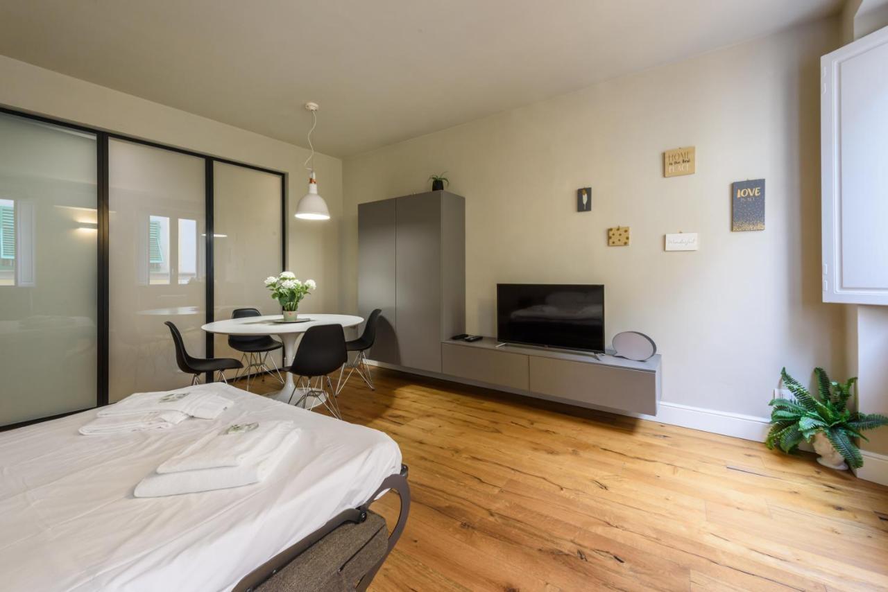 Apartment Dimora Santa Croce By Mmega